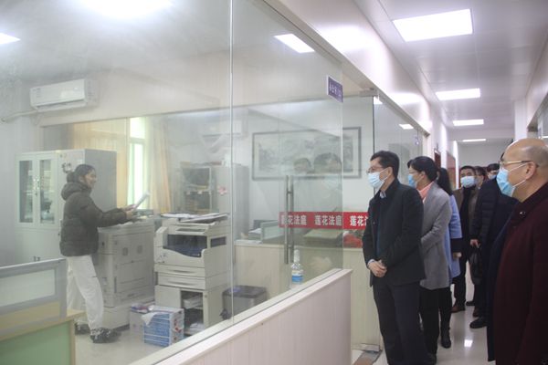 慰问干警.JPG